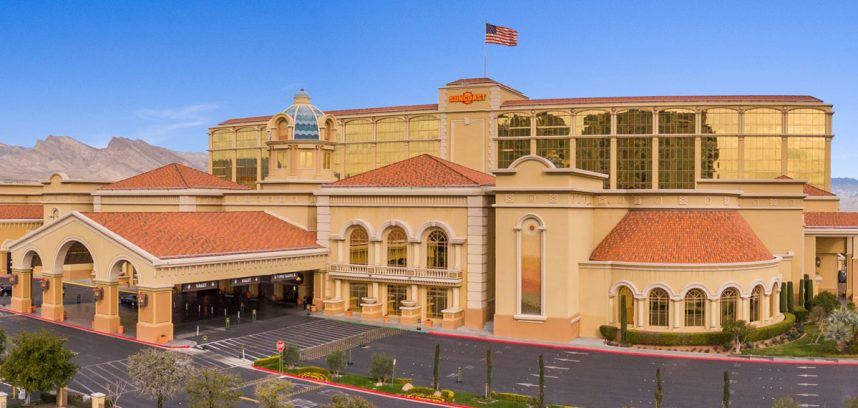 Suncoast Casino exterior and parking