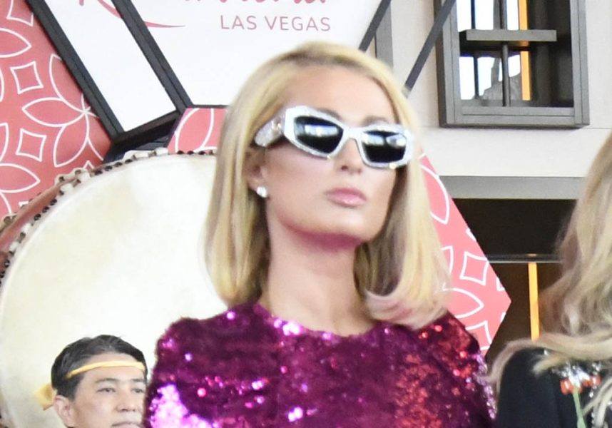 Woman wearing sunglasses in Paris